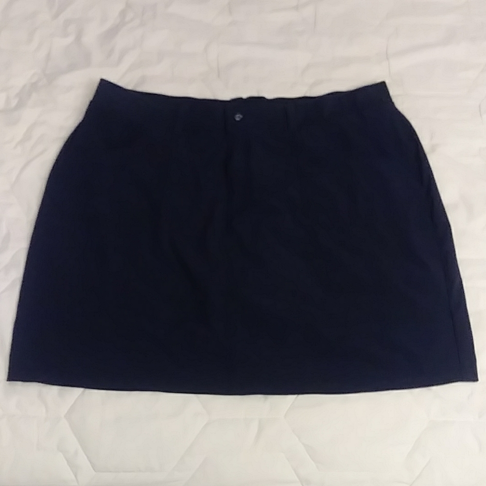 Lee Navy Skorts
